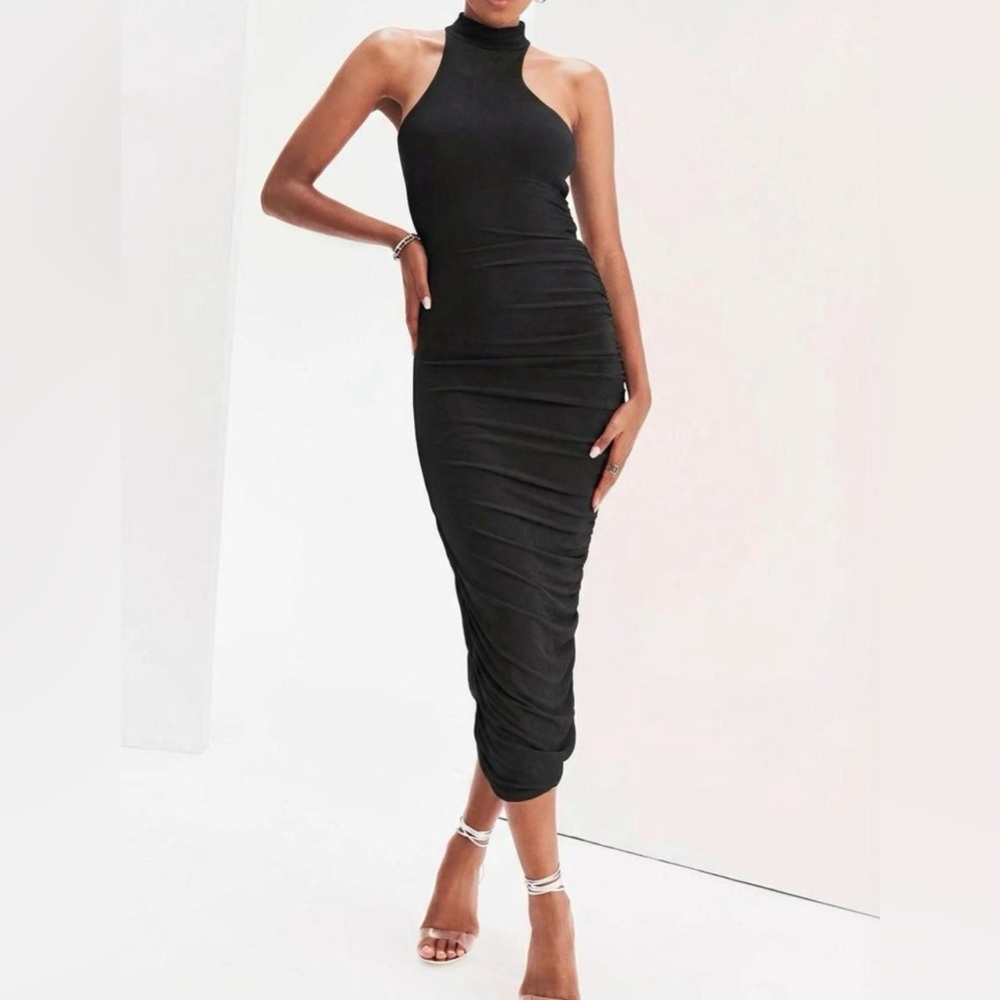 SER.O.YA Elegant Black Midi Dress